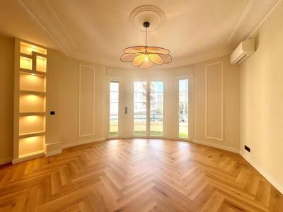 For sale Nice 3 rooms 70 m2 Alpes Maritimes (06000) photo 3