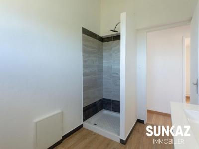 Louer Appartement Tampon 720 euros