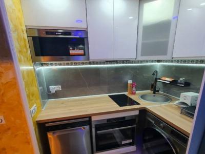 For rent Paris-15eme-arrondissement 1 room 15 m2 Paris (75015) photo 1