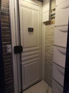 For rent Paris-15eme-arrondissement 1 room 15 m2 Paris (75015) photo 2