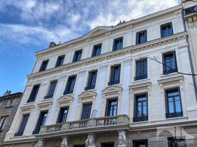 Louer Appartement 121 m2 Saint-etienne