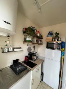 For rent Paris-14eme-arrondissement 2 rooms 24 m2 Paris (75014) photo 4