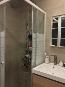 For rent Paris-17eme-arrondissement 2 rooms 27 m2 Paris (75017) photo 4