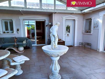 For sale Gonds calme, proche commodités : pôle médical, boulan 9 rooms 210 m2 Charente maritime (17100) photo 1