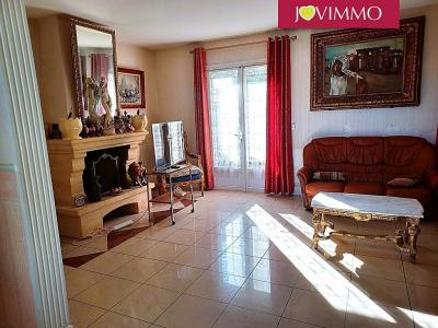 For sale Gonds calme, proche commodités : pôle médical, boulan 9 rooms 210 m2 Charente maritime (17100) photo 4