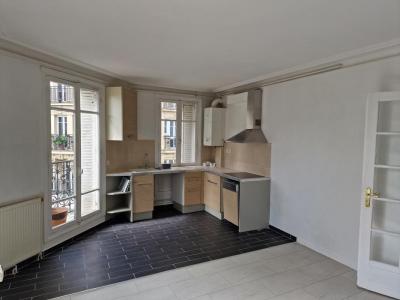 Acheter Appartement Paris-18eme-arrondissement 557000 euros