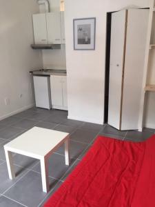 For rent Bordeaux 1 room 20 m2 Gironde (33000) photo 0