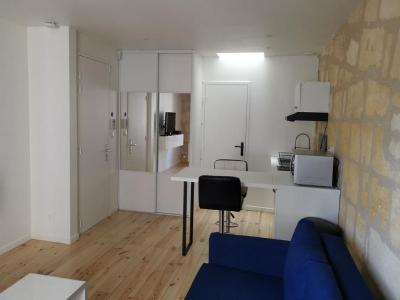 For rent Bordeaux 1 room 23 m2 Gironde (33000) photo 1