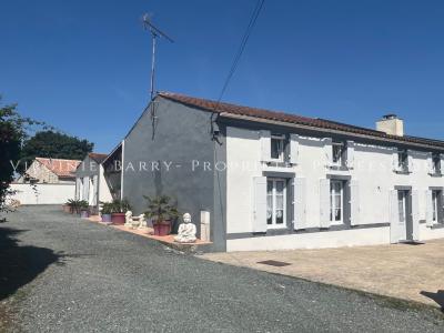 Annonce Vente 11 pices Maison Lussant 17