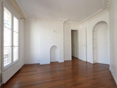 For sale Paris-15eme-arrondissement 2 rooms 40 m2 Paris (75015) photo 2