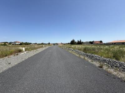 For sale Joze 750 m2 Puy de dome (63350) photo 0