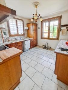 For sale Chalons-en-champagne 5 rooms 85 m2 Marne (51000) photo 3