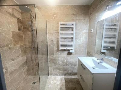 Louer Appartement Nimes 500 euros