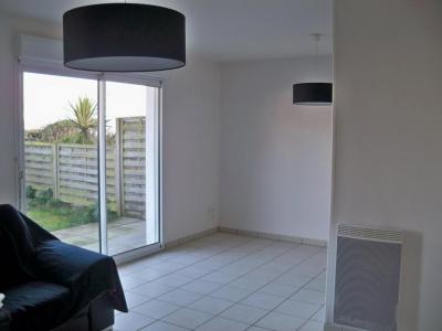 Louer Appartement 42 m2 Larmor-plage
