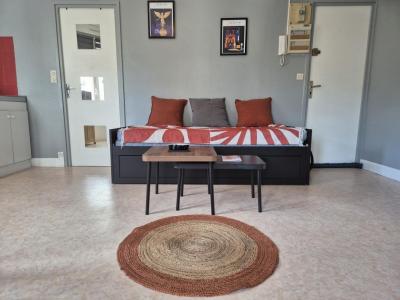 For rent Reims 1 room 22 m2 Marne (51100) photo 2