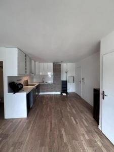 For rent Nanterre 2 rooms 49 m2 Hauts de Seine (92000) photo 1
