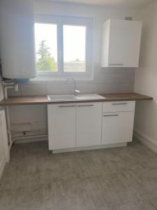 For rent Bornel 2 rooms 61 m2 Oise (60540) photo 1