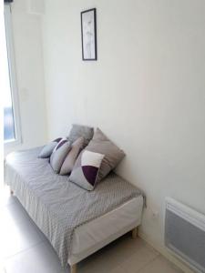 For rent Villeurbanne 1 room 20 m2 Rhone (69100) photo 0