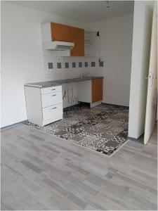 For rent Begles 3 rooms 52 m2 Gironde (33130) photo 2