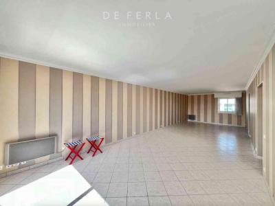 For rent Bagneux 5 rooms 147 m2 Hauts de Seine (92220) photo 0