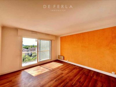 For rent Bagneux 5 rooms 147 m2 Hauts de Seine (92220) photo 1