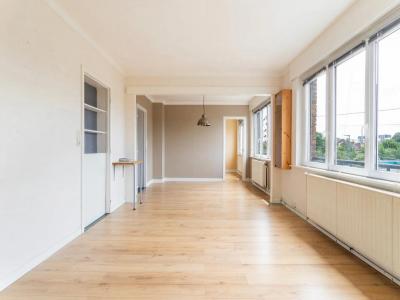 For sale Lille 3 rooms 62 m2 Nord (59000) photo 4