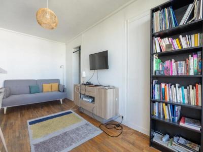 For sale Montreuil 4 rooms 63 m2 Seine saint denis (93100) photo 2