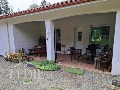 For sale Perchede 4 rooms 131 m2 Gers (32460) photo 1
