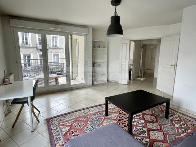 For rent Villeurbanne 3 rooms 76 m2 Rhone (69100) photo 2