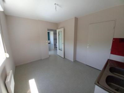 For rent Anost 4 rooms 84 m2 Saone et loire (71550) photo 2