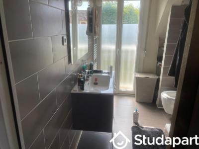For rent Roissy-en-brie 1 room 17 m2 Seine et marne (77680) photo 3