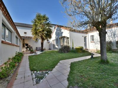 For sale 5 MIN CHOLET 5 rooms 126 m2 Maine et loire (49280) photo 1