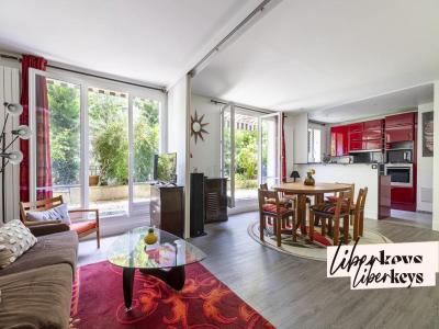 For sale Paris-15eme-arrondissement 3 rooms 67 m2 Paris (75015) photo 0