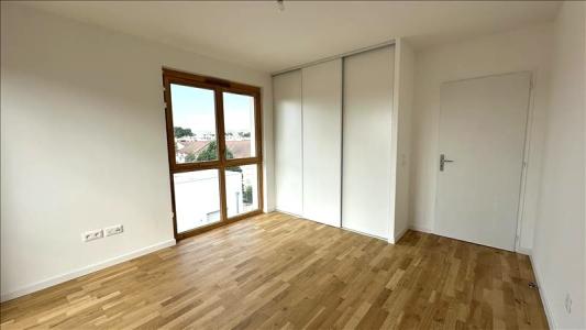 For rent Rungis 2 rooms 48 m2 Val de Marne (94150) photo 3