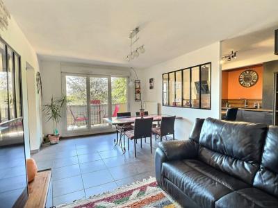 For sale Macon 4 rooms 88 m2 Saone et loire (71000) photo 2