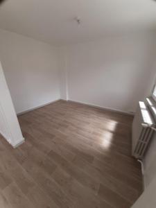 For rent Haut-du-them-chateau-lambert 4 rooms 83 m2 Haute saone (70440) photo 4