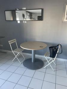 For rent Lyon-8eme-arrondissement 2 rooms 46 m2 Rhone (69008) photo 1