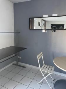 For rent Lyon-8eme-arrondissement 2 rooms 46 m2 Rhone (69008) photo 2