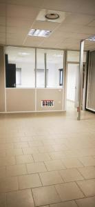 Annonce Location Bureau Crau 83