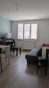 For rent Grenoble 4 rooms 67 m2 Isere (38100) photo 1
