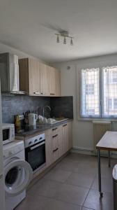 For rent Grenoble 4 rooms 67 m2 Isere (38100) photo 2