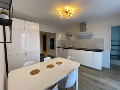For rent Bron 5 rooms 114 m2 Rhone (69500) photo 4