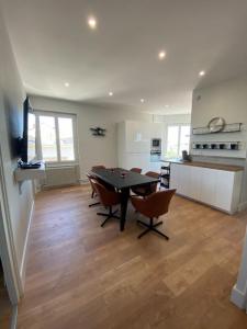 For rent Venissieux 5 rooms 101 m2 Rhone (69200) photo 3
