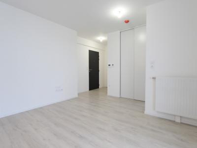 For rent Nantes 2 rooms 40 m2 Loire atlantique (44200) photo 2