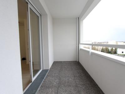 For rent Nantes 2 rooms 40 m2 Loire atlantique (44200) photo 3