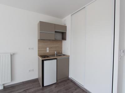 Louer Appartement Bouguenais 585 euros