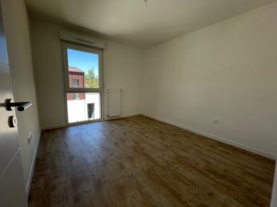 Louer Appartement Coueron 843 euros