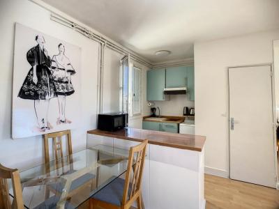 For rent Paris-18eme-arrondissement 2 rooms 31 m2 Paris (75018) photo 3