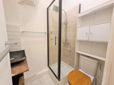 For rent Paris-20eme-arrondissement 1 room 29 m2 Paris (75020) photo 3