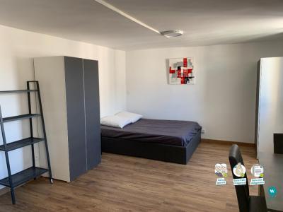Louer Appartement 24 m2 Paris-10eme-arrondissement